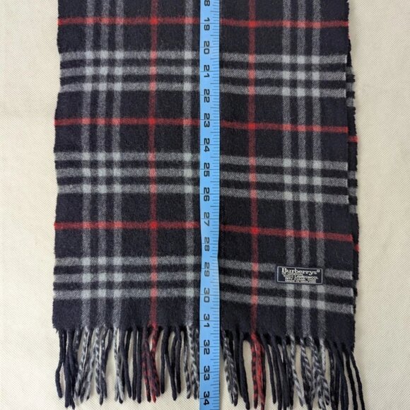 Used Burberry's Scarf Blue – Unisex Lambswool Check – Luxury Warm Winter Fashion - Picture 6 of 7
